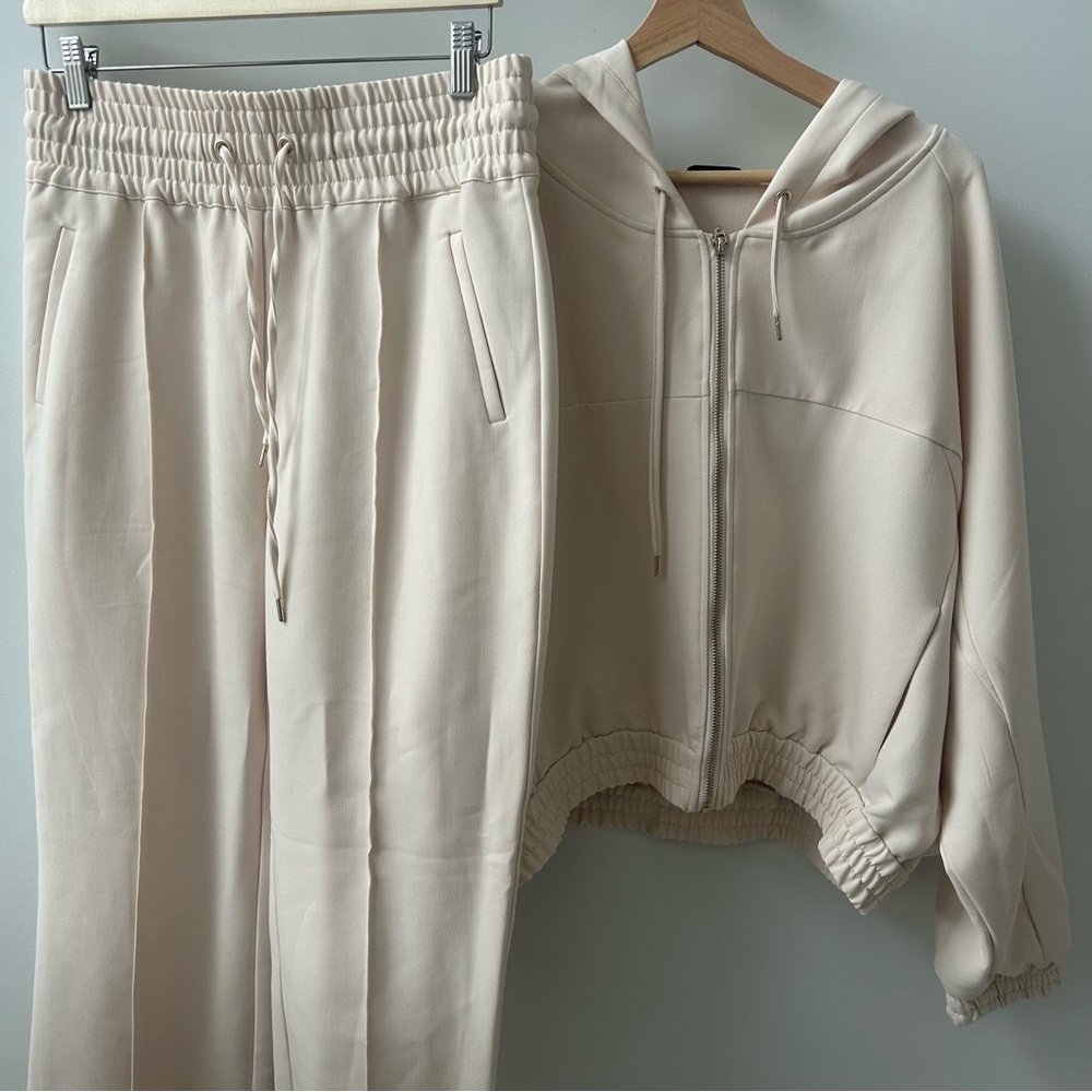 Cream Zip Hoodie & Jogger Set